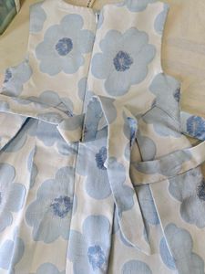 Adorable Floral Print Girls Dress