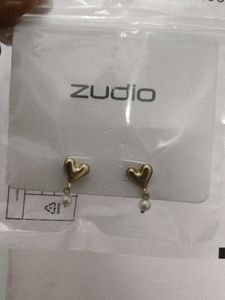 Zudio Heart Earrings