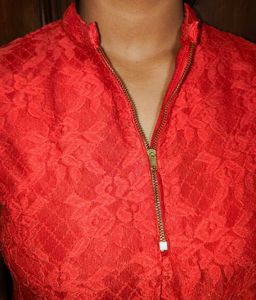 Red Sleeveless Net Top