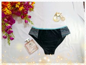🇭🇲💫 Beautiful Black Bottom Wears