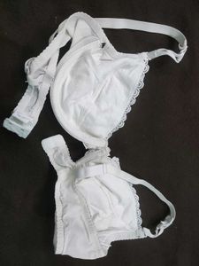 Elegant White Lace Bra 🖤