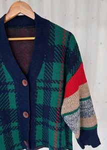 Stylish Plaid Knit Cardigan