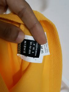 SHEIN absolutely New Top: