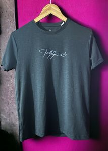 Unisex Youth Tshirt - M