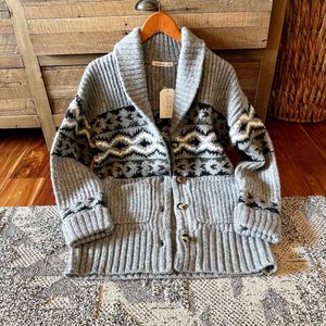 unisex Patterned Knit Cardigan for kidz