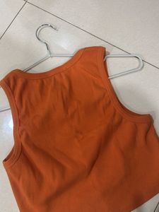Forever 21 orange crop tee