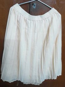 Pleated Cream Beigish Skirt