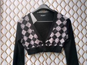 New With Tag Cute Boxy Crop Cardigan