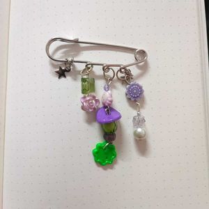 Purple Bag Pin Charm 🫐🌿