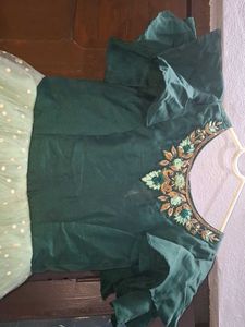 Girl&#39;s Gown