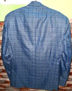 Stylish Blue Plaid Blazer New without Tag