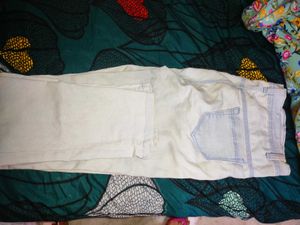 New Off Shoulder Top &amp; White Jeans