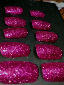 Set Of 1 Pink Glitter Nails Only For 199