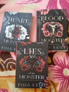 BOOK HUB--Monster 3 Books Set