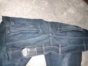 Light Wash Skinny Jeans