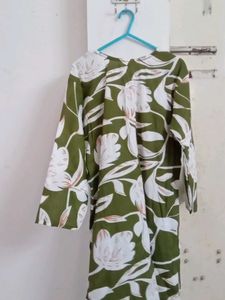 Floral Print kurti 💚