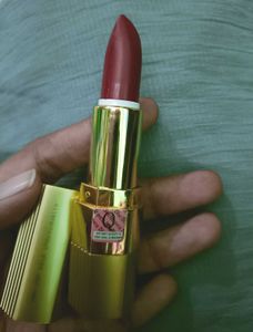 KAJAL AND LIPSTICK ❤️