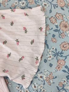 🌸 Soft Pink Floral Top (XL) 🌸