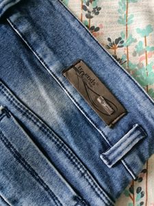Women Dark Blue Jeans Trends