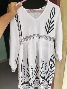 Womens Printed Top