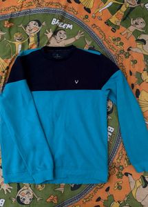 Good Condition Branded Sweatshirt