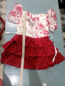 Floral &amp; Ruffle Girl&#39;s Dress