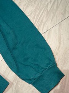 Green Sweatshirt