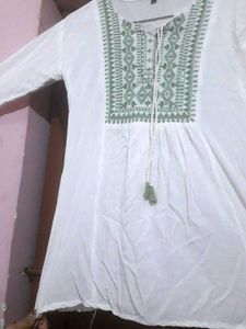 Embroidered White Short Kurti