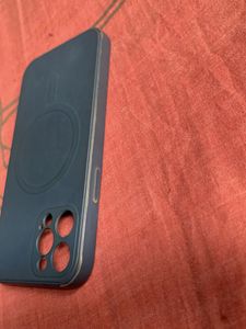 12PRO SILICON CASE