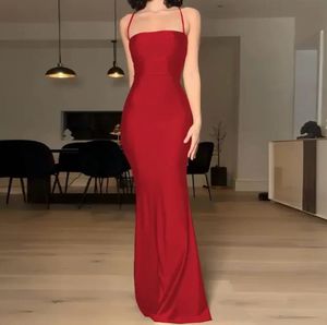 Red Bodycon Dress (backless)