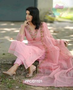 Kota Doriya Pink Suit