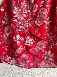 Red Sleeveless Top
