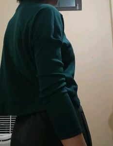 Green Button-Up Long Sleeve Top