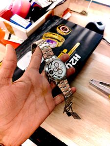 Stylish Silver Wrist Watch