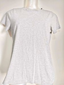 S/ M Nike Grey Everyday T-Shirt