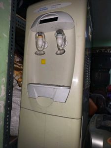 Water Dispenser