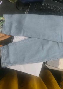 High waisted jeans
