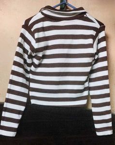 Brown ribbed Long Sleeve Top