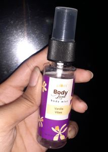2 PLUM BODY LOVIN VANILLA VIBES MIST (TOTALLY NEW)