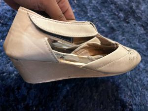 Vintage Beige Mary Jane Shoes