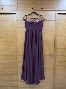 Elegant Off-Shoulder Embroidered Dress
