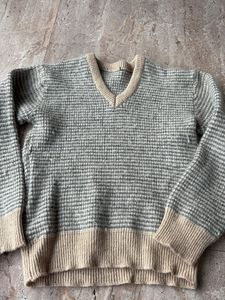 Vintage Style Knit Sweater
