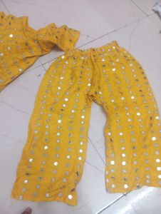 Cute Top And Freebie