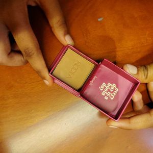 Benefit Bronzer shade-hoola original