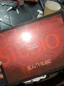 Colour Studio Eyeshadow Palette 35 Color Included
