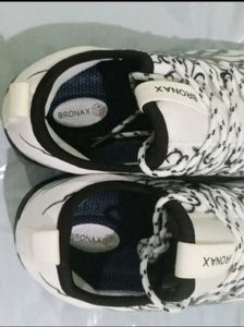 Men Casual Shoes.