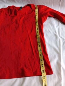 Red Bateu Neck 3/4th Sleeve Top