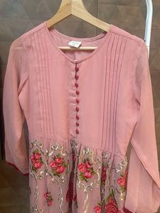Elegant Pink Floral Kurta