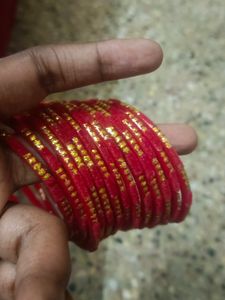 Red Velvet Glass Bangles