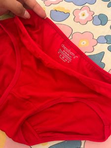 Red Briefs, Waist-28 Strechable